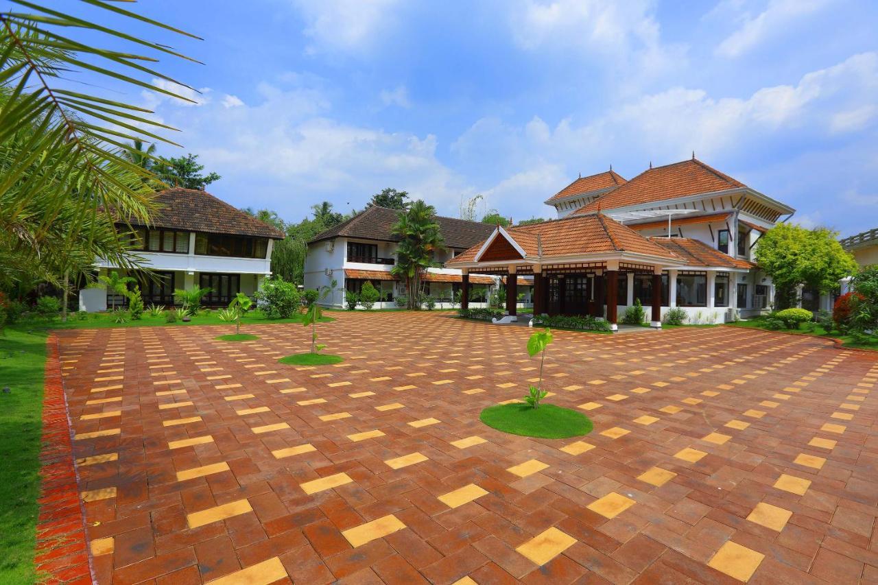 Nihara Resort And Spa Cochin Kochi Exterior photo